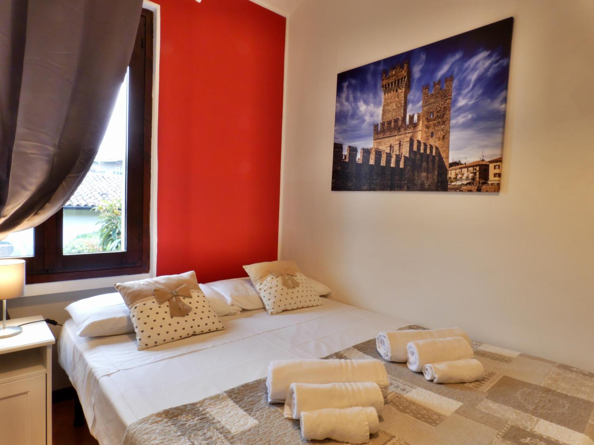 Garden Sweet House Desenzano Apartamento Desenzano del Garda Exterior foto